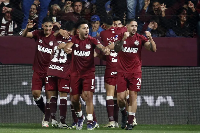 Thành tích của Independiente vs Lanus có cách biệt lớn