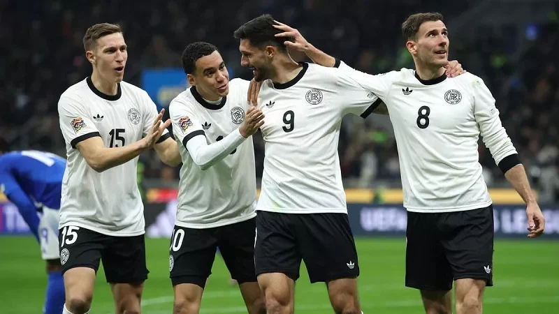 Thành tích 2 đội đang cân bằng nhau