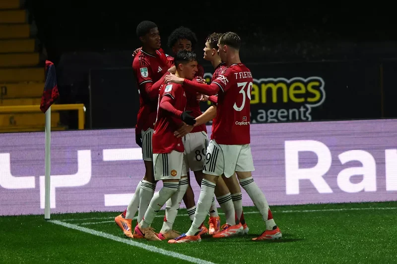 Tottenham vs MU đang bằng điểm nhau